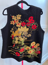 Load image into Gallery viewer, Gorgeous reversible floral bouquet tank