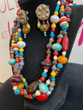 Load image into Gallery viewer, Vibrant Melody necklace set