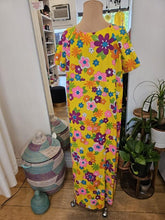 Load image into Gallery viewer, Vintage Mod Floral Maxi Dress