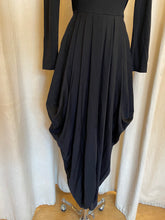 Load image into Gallery viewer, 1980&#39;s Scoop Neck Gathered Hem Maxi Dress