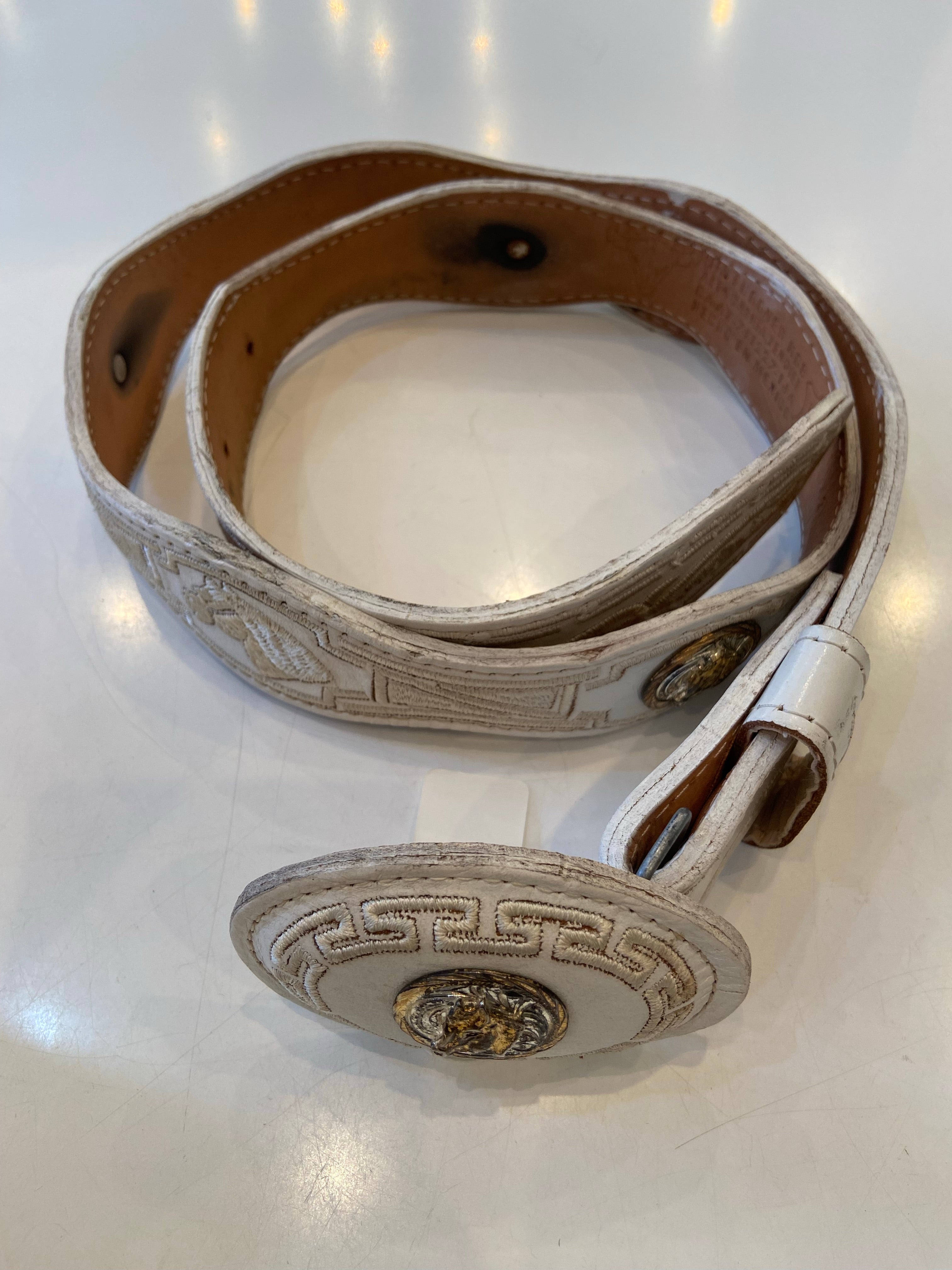 Vintage White leather western “Versace-look” belt with embroidery