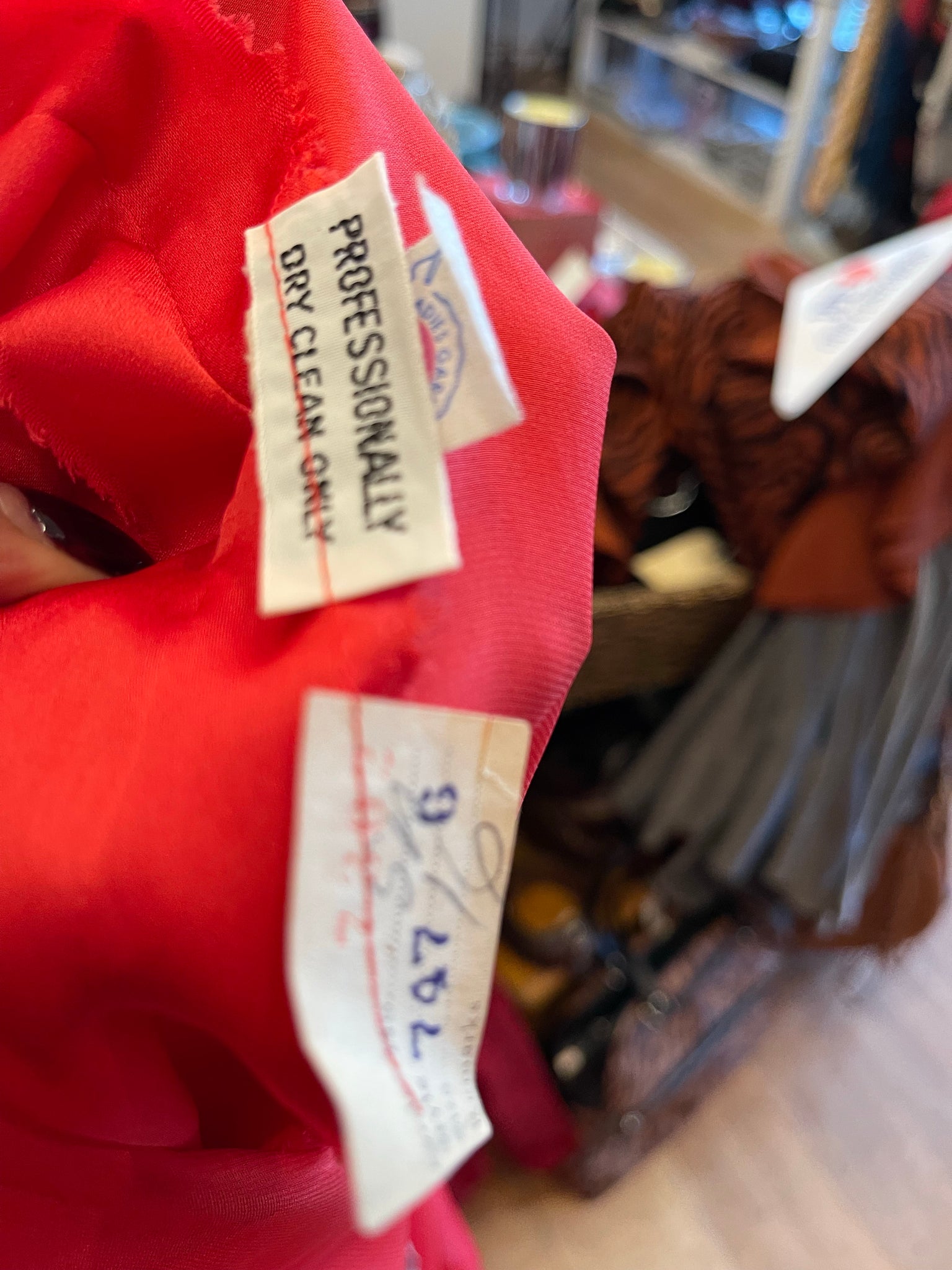 Vintage Mollie Parnis red halter dress – IndigoStyle Vintage