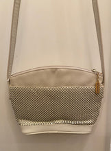 Load image into Gallery viewer, Vintage Whiting and Davis cream metal mesh and leather crossbody purse