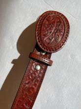 Load image into Gallery viewer, Vintage leather chestnut brown embossed belt