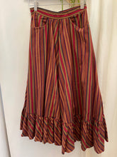 Load image into Gallery viewer, Vintage stripe Circle skirt