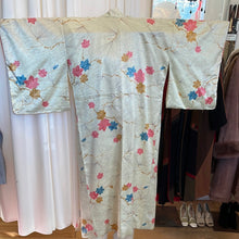 Load image into Gallery viewer, Leaf Print Kimono 1980s