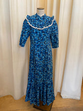 Load image into Gallery viewer, Cottage core prairie dress blue floral