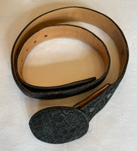 Load image into Gallery viewer, Vintage black belt with velvet embossed texture