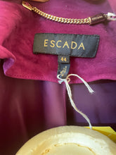 Load image into Gallery viewer, Escada cranberry Suede coat