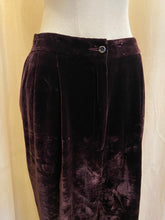 Load image into Gallery viewer, Yaly Couture eggplant velvet trousers