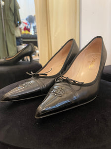 Chanel black kitten heel