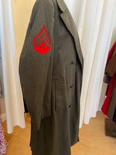 Load image into Gallery viewer, Vintage olive military jacket