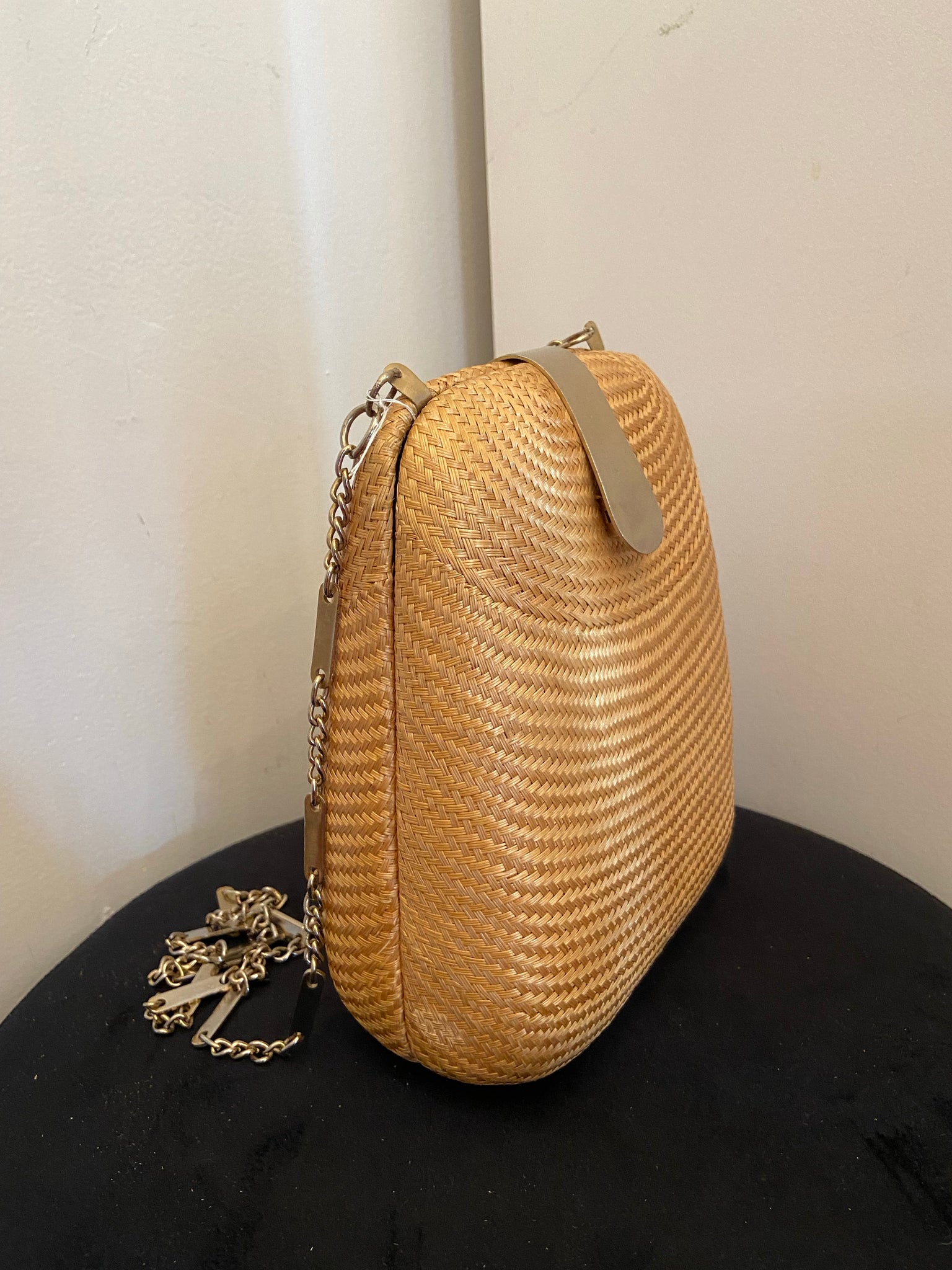Vintage Romer Collection woven raffia egg-shaped bag – IndigoStyle