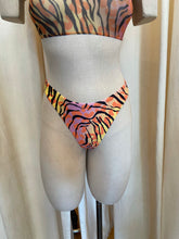 Load image into Gallery viewer, Animal print 3pc mesh bikini set