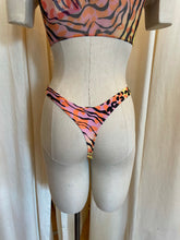 Load image into Gallery viewer, Animal print 3pc mesh bikini set