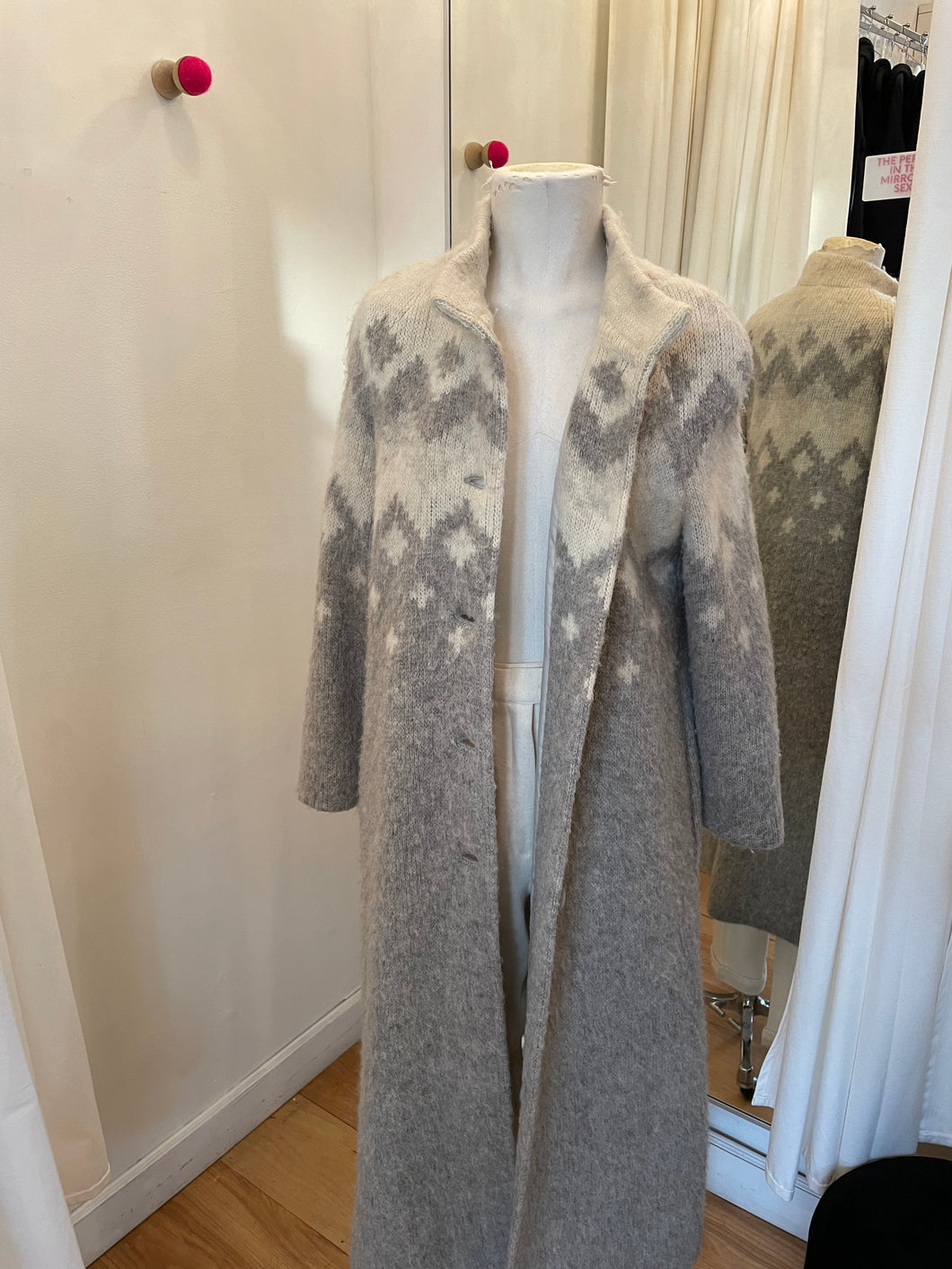Vintage Hilda LTD full length knit Gray and white coat